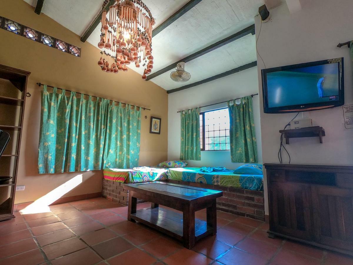 Hostal La Casa De Felipe Taganga Luaran gambar